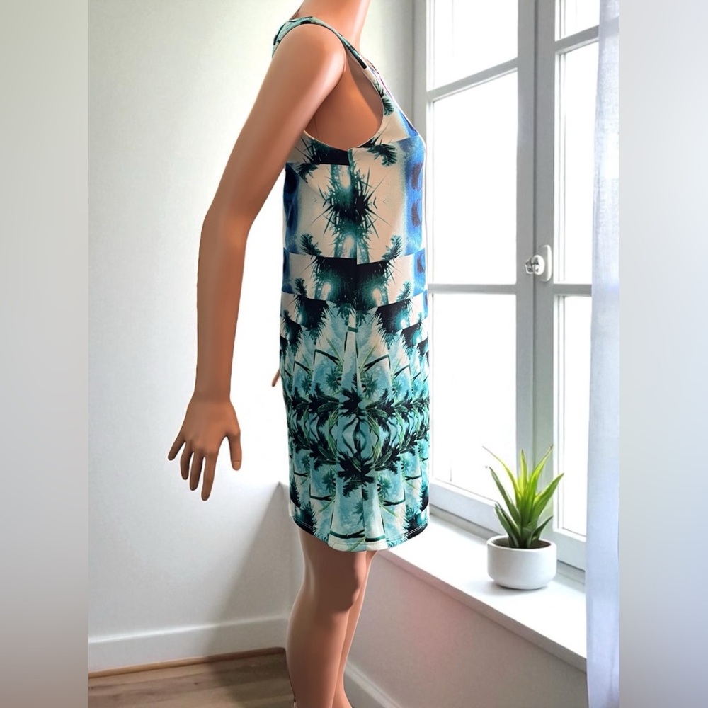 OOTD Nordstrom Rack. NWT. Cut Out Back. Beach, Party, Summer. Size Small. - Picture 5 of 8